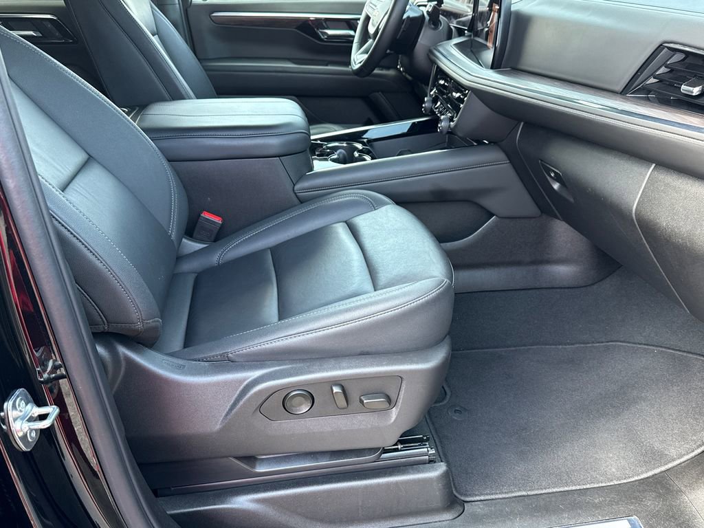 Certified 2025 Chevrolet Tahoe LT image 13