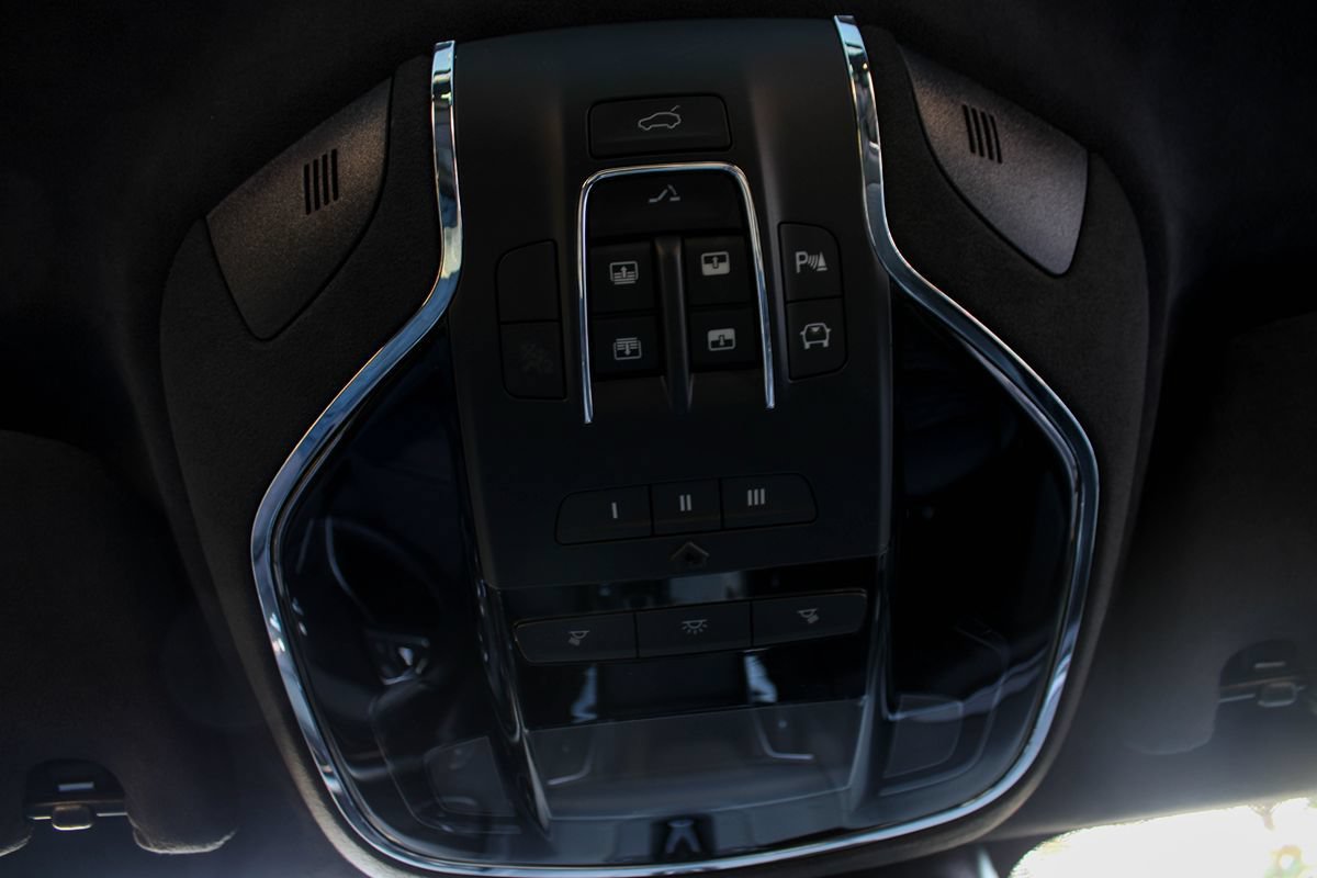 Used 2020 Maserati Levante GTS AWD/4WD image 42