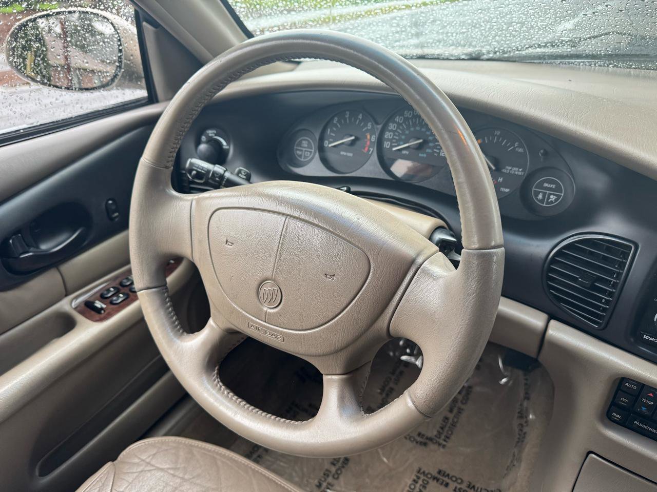 Used 2002 Buick Regal LS w/ LS Premium Pkg image 21