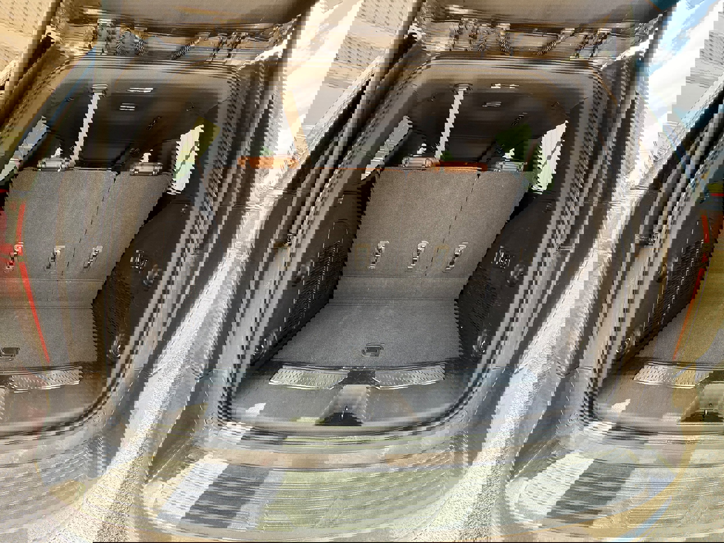 Used 2021 Chevrolet Tahoe High Country w/ Premium Package image 23