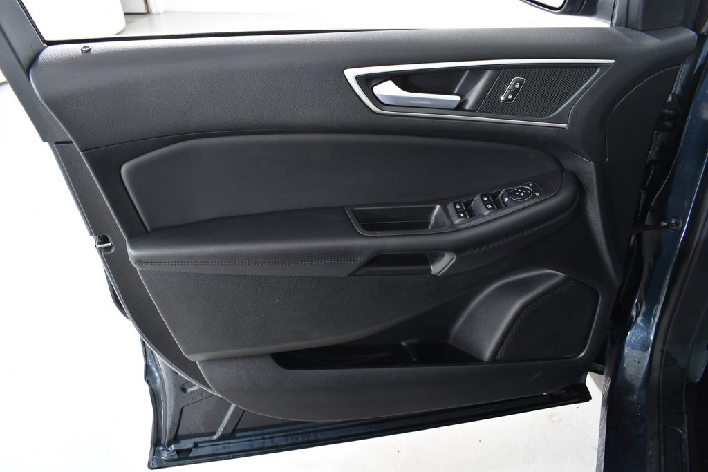 Used 2024 Ford Edge SEL w/ Convenience Package image 25