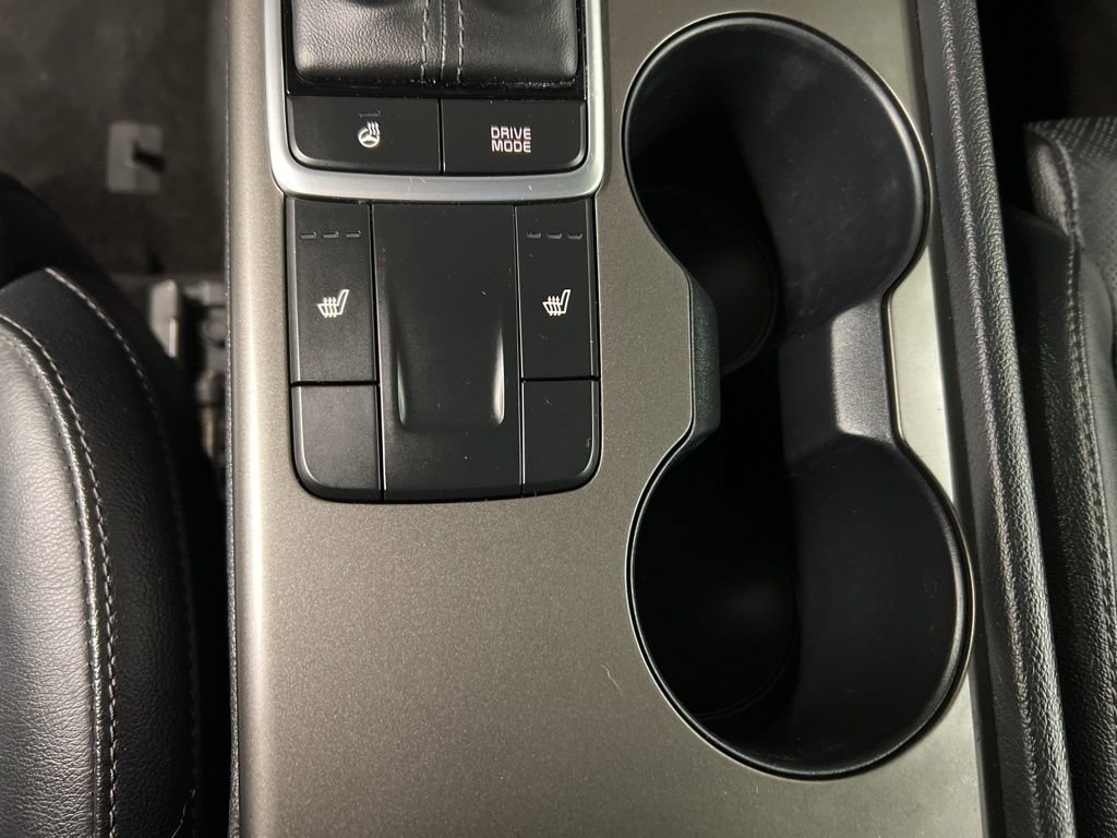 Used 2020 Kia Optima SE image 17