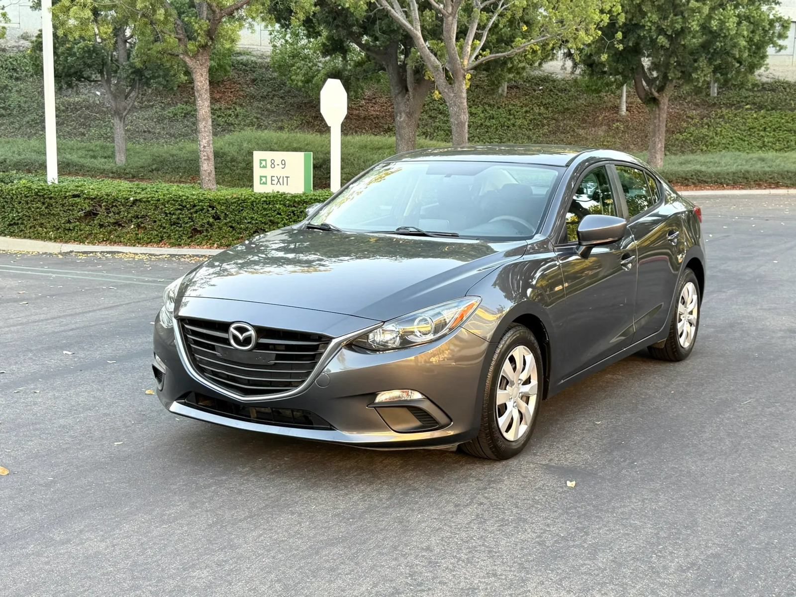 Used 2015 MAZDA MAZDA3 i Sport FWD image 7