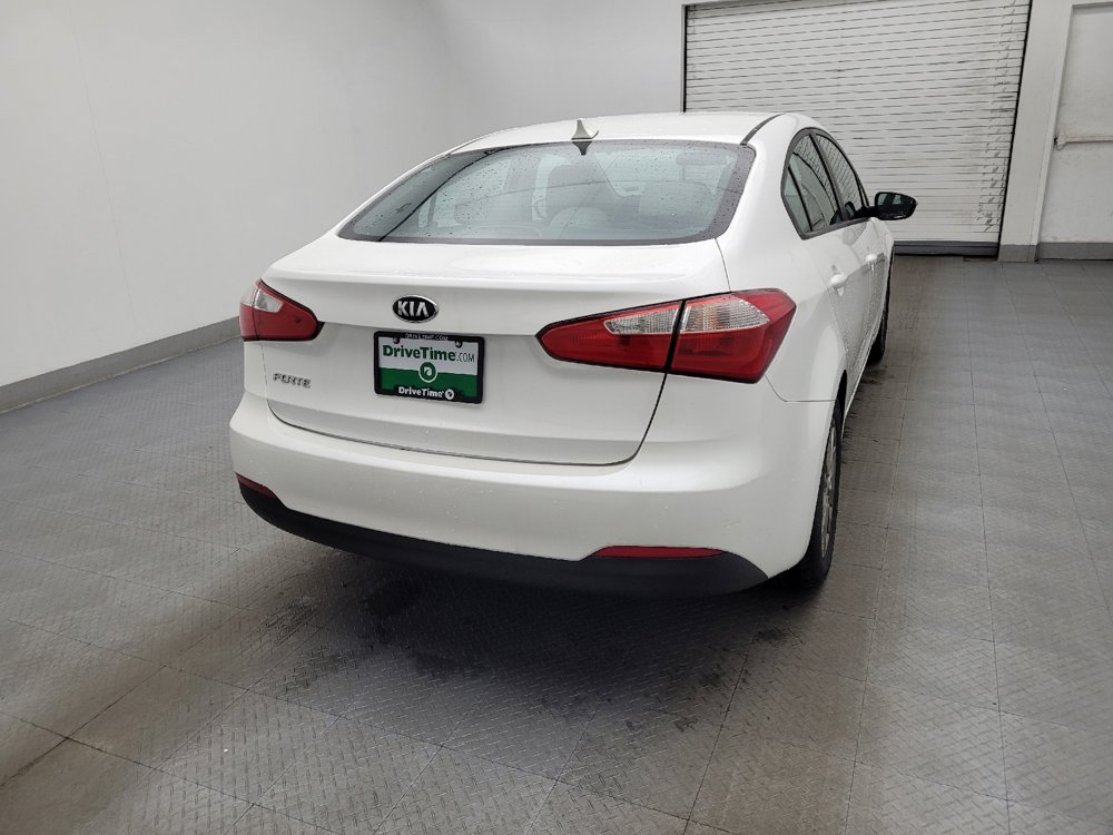 Used 2016 Kia Forte LX w/ LX Popular Plus Package image 7