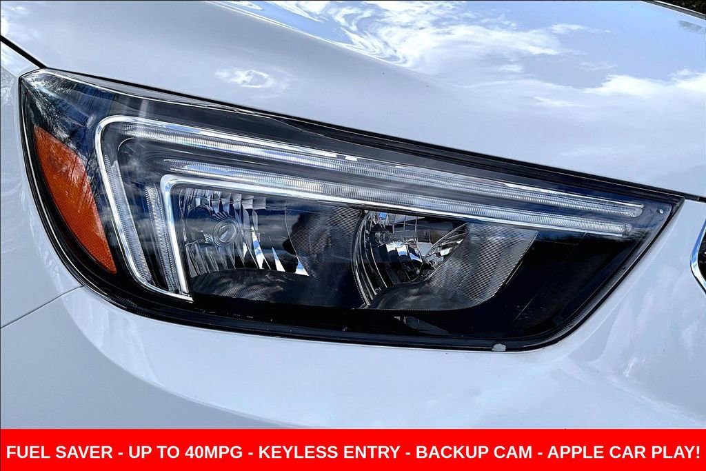 Used 2020 Buick Encore Preferred image 27