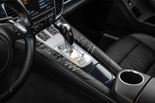 Used 2010 Porsche Panamera S image 20