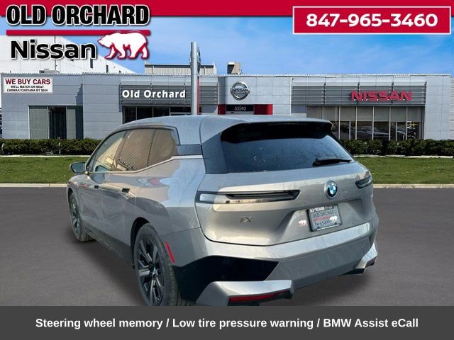 Used 2023 BMW iX xDrive50 w/ Ultimate Package 2 AWD/4WD image 9