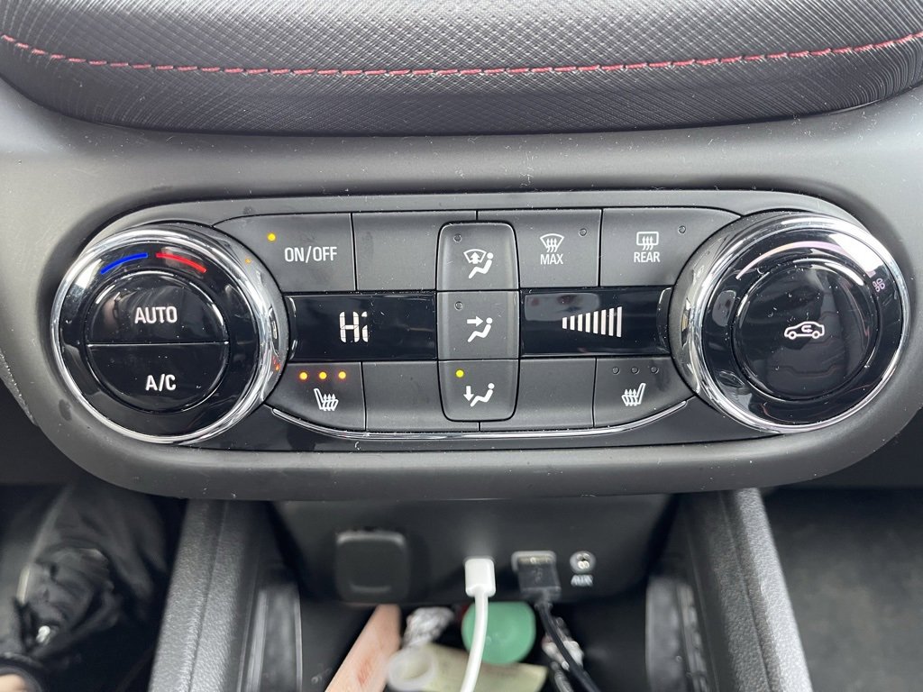 Used 2023 Chevrolet TrailBlazer RS w/ Convenience Package image 14