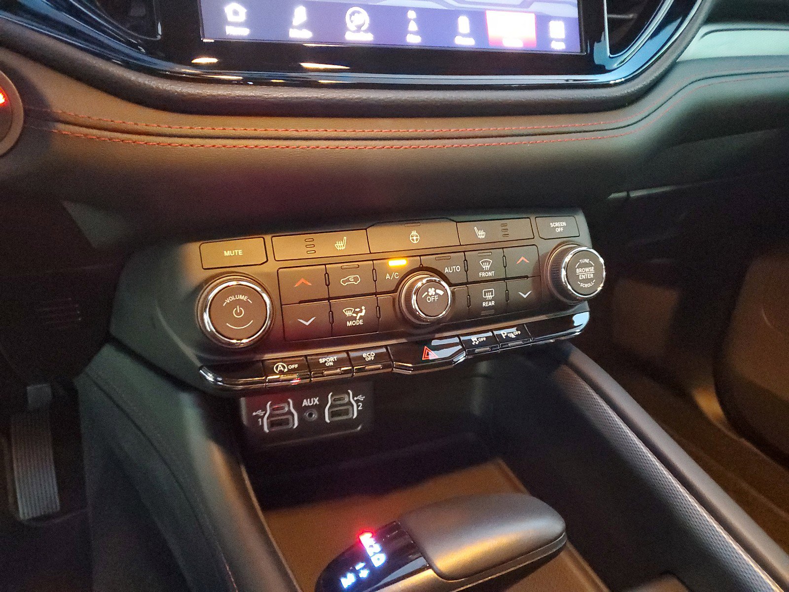 Certified 2025 Dodge Durango GT w/ Blacktop Package image 23