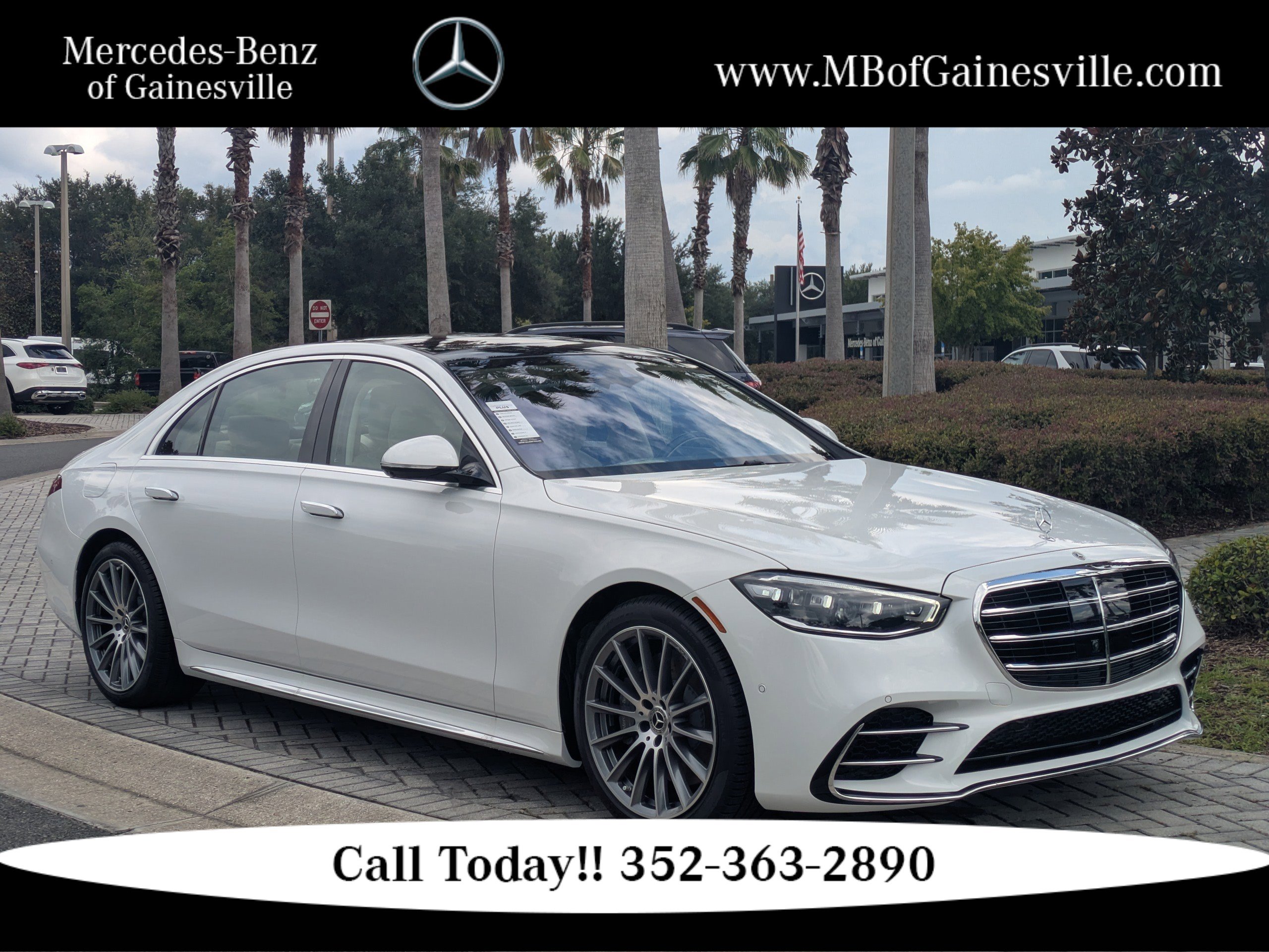 New 2025 Mercedes-Benz S 580 4MATIC Sedan image 1