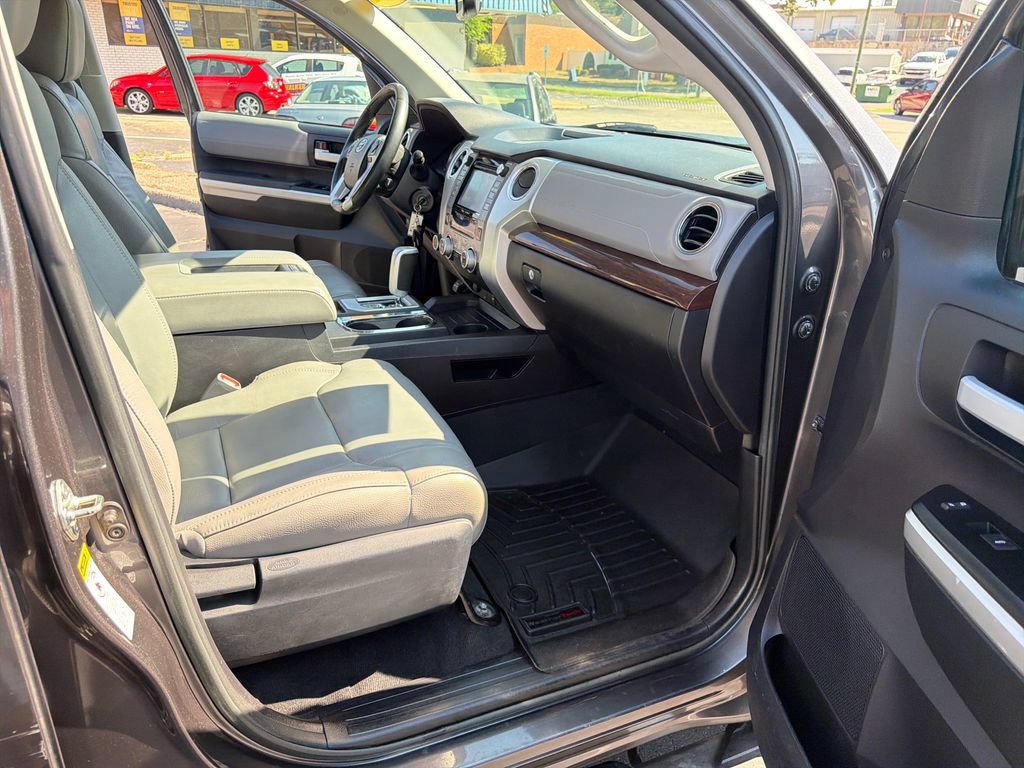 Used 2016 Toyota Tundra Limited w/ Tundra Package #1 AWD/4WD image 47