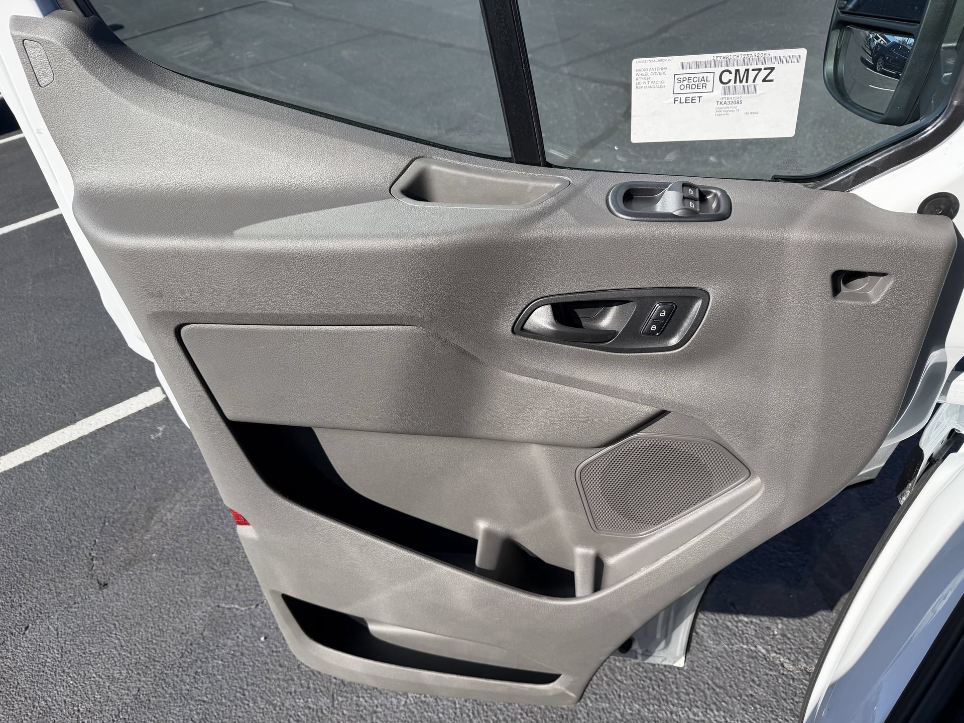New 2026 Ford Transit 250 148 Medium Roof w/ HVAC Trade Package RWD image 18