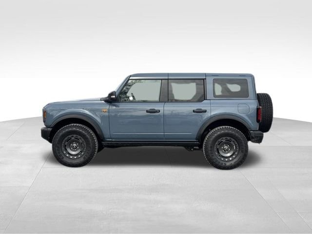 Used 2025 Ford Bronco Badlands image 2