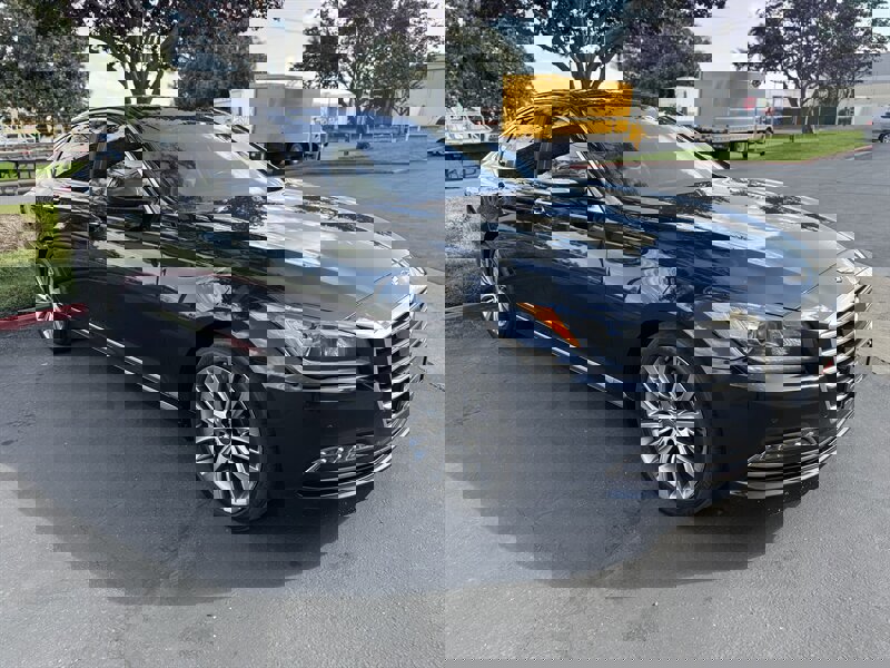 Used 2017 Genesis G80 5.0 Ultimate image 3