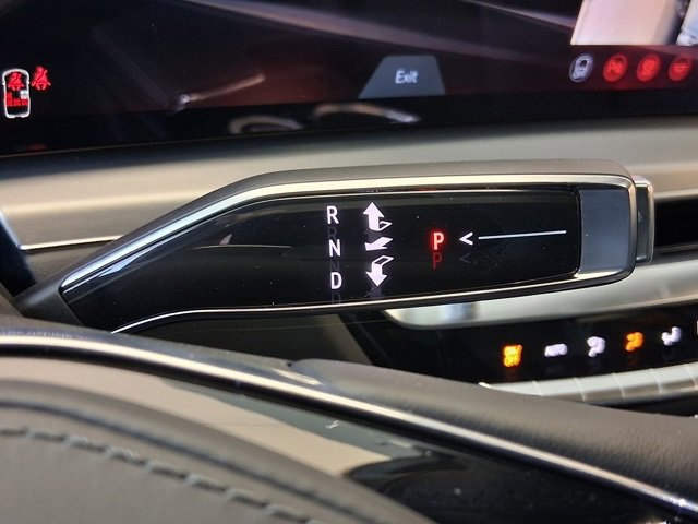 New 2026 Cadillac Lyriq V image 11