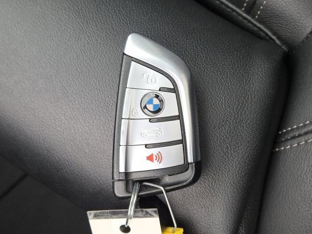 Used 2020 BMW X5 xDrive40i w/ M Sport Package image 40