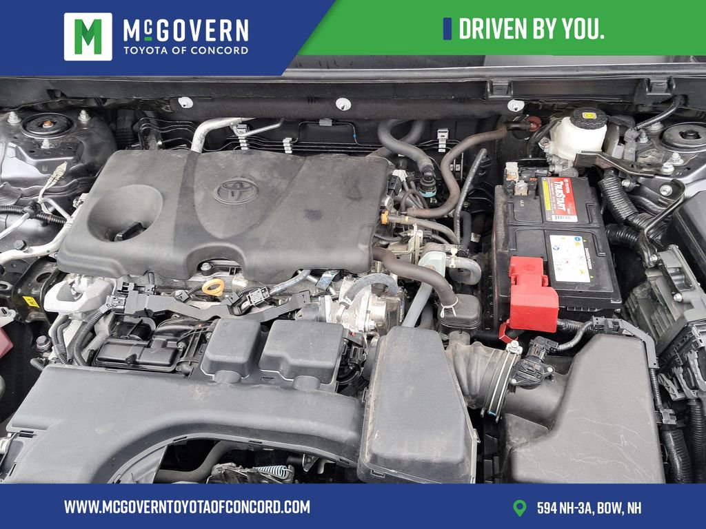 Used 2024 Toyota RAV4 XLE AWD/4WD image 13