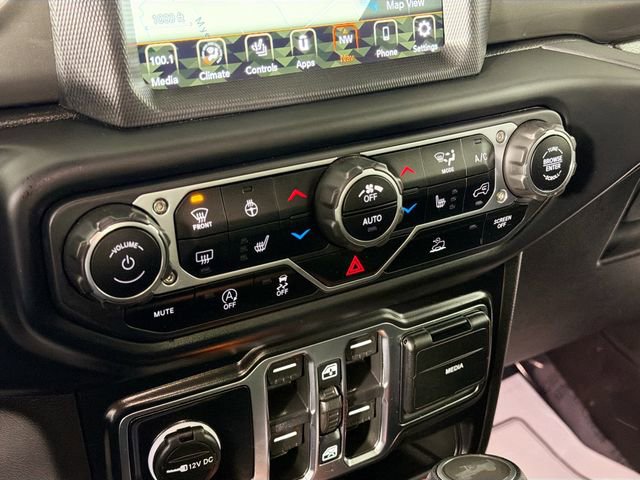 Used 2023 Jeep Wrangler Sahara w/ Cold Weather Group image 16