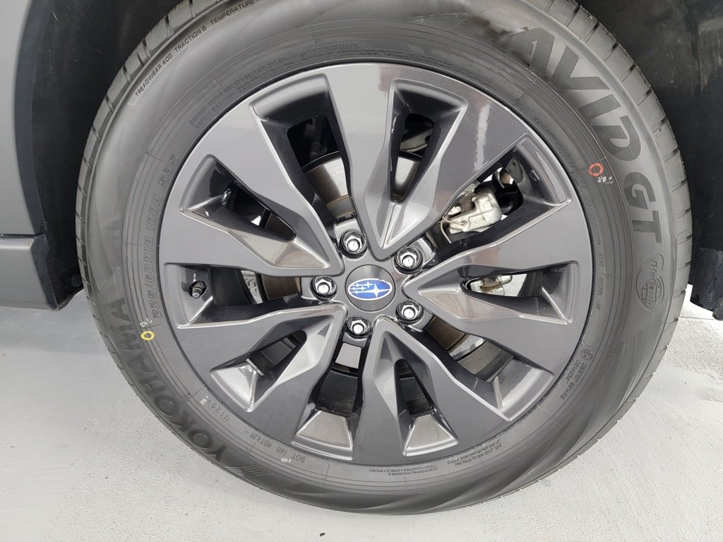 Certified 2025 Subaru Outback Onyx Edition XT AWD/4WD image 11