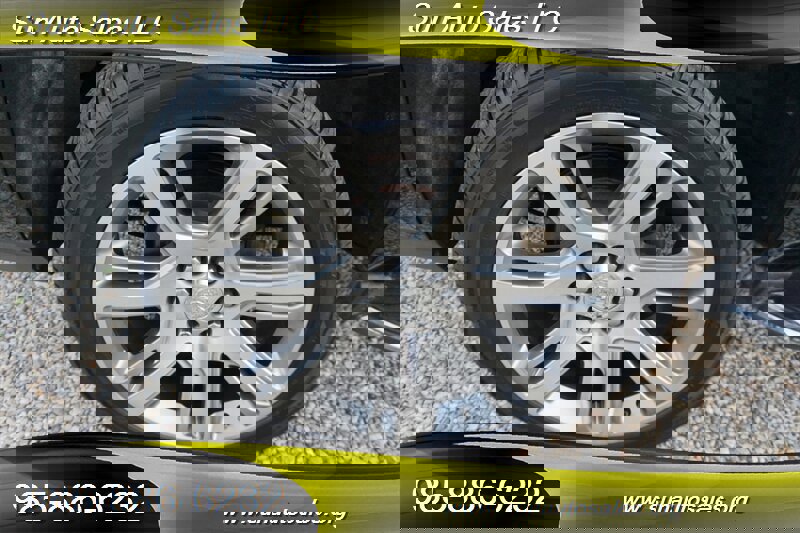 Used 2015 Cadillac Escalade Premium image 36