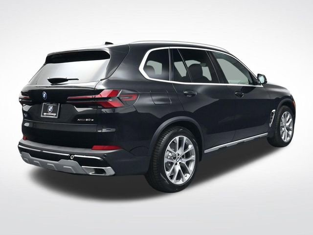 New 2026 BMW X5 xDrive50e w/ Executive Package AWD/4WD image 4