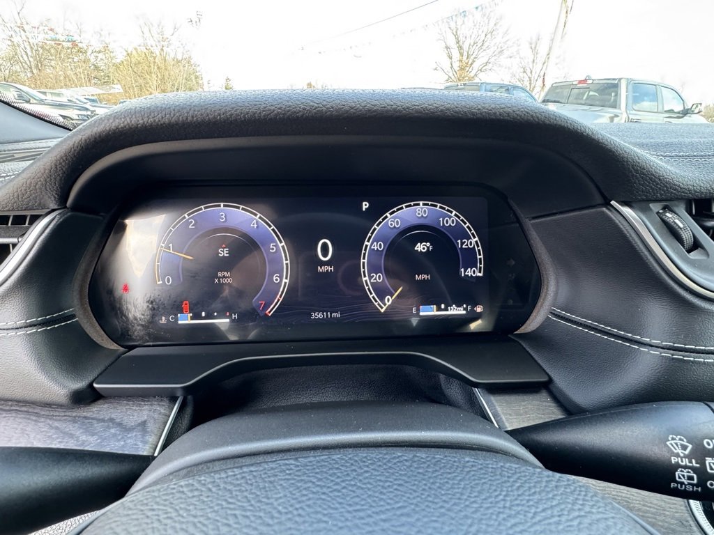 Used 2024 Jeep Grand Cherokee Limited w/ Luxury Tech Group II image 25