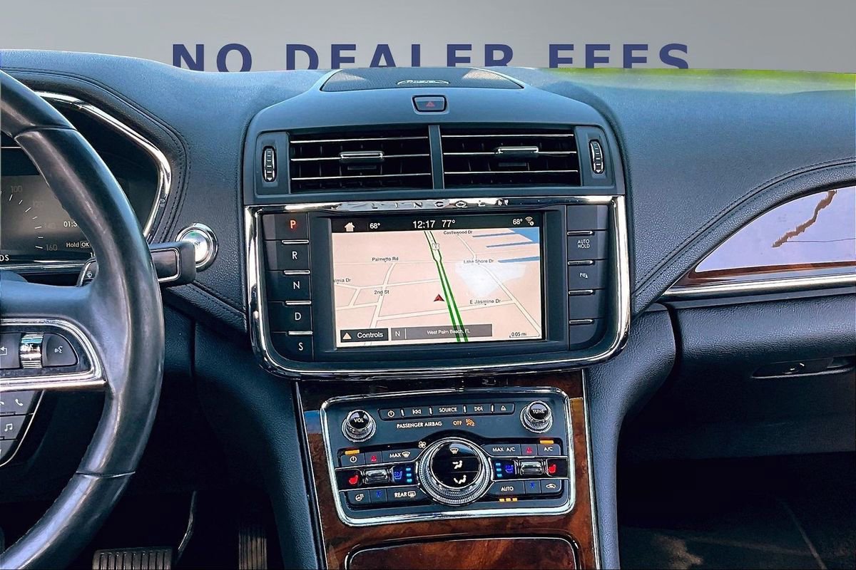 Used 2018 Lincoln Continental Reserve w/ Continental Climate Package image 9