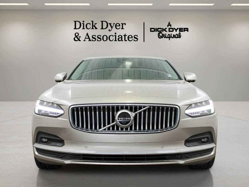 Certified 2023 Volvo S90 B6 Plus w/ Protection Package Premier AWD/4WD image 4