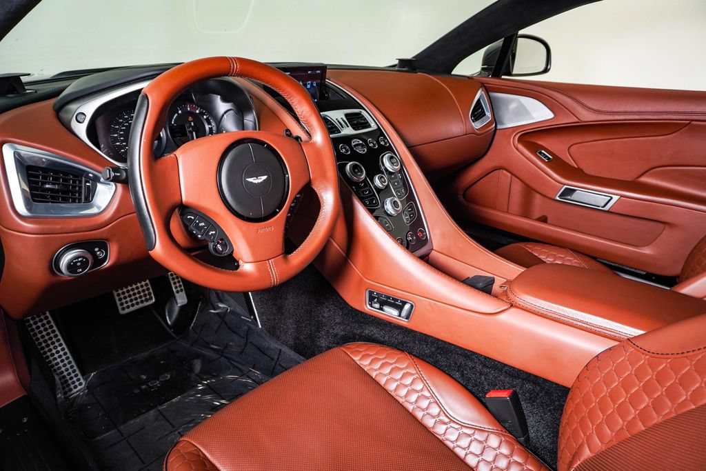 Used 2015 Aston Martin Vanquish Coupe RWD image 23