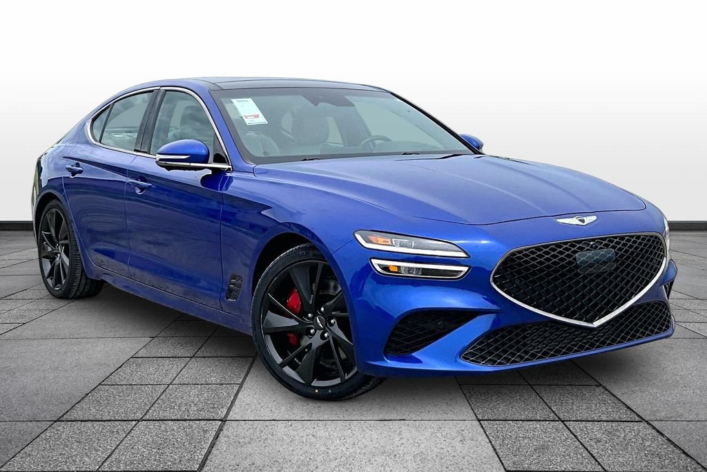Used 2022 Genesis G70 3.3T RWD image 2