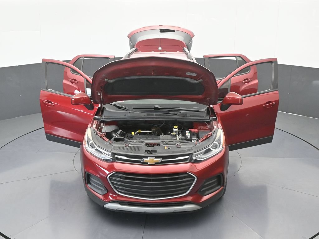 Used 2021 Chevrolet Trax LT w/ LT Convenience Package FWD image 68