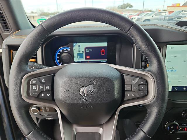 Used 2024 Ford Bronco Badlands image 15