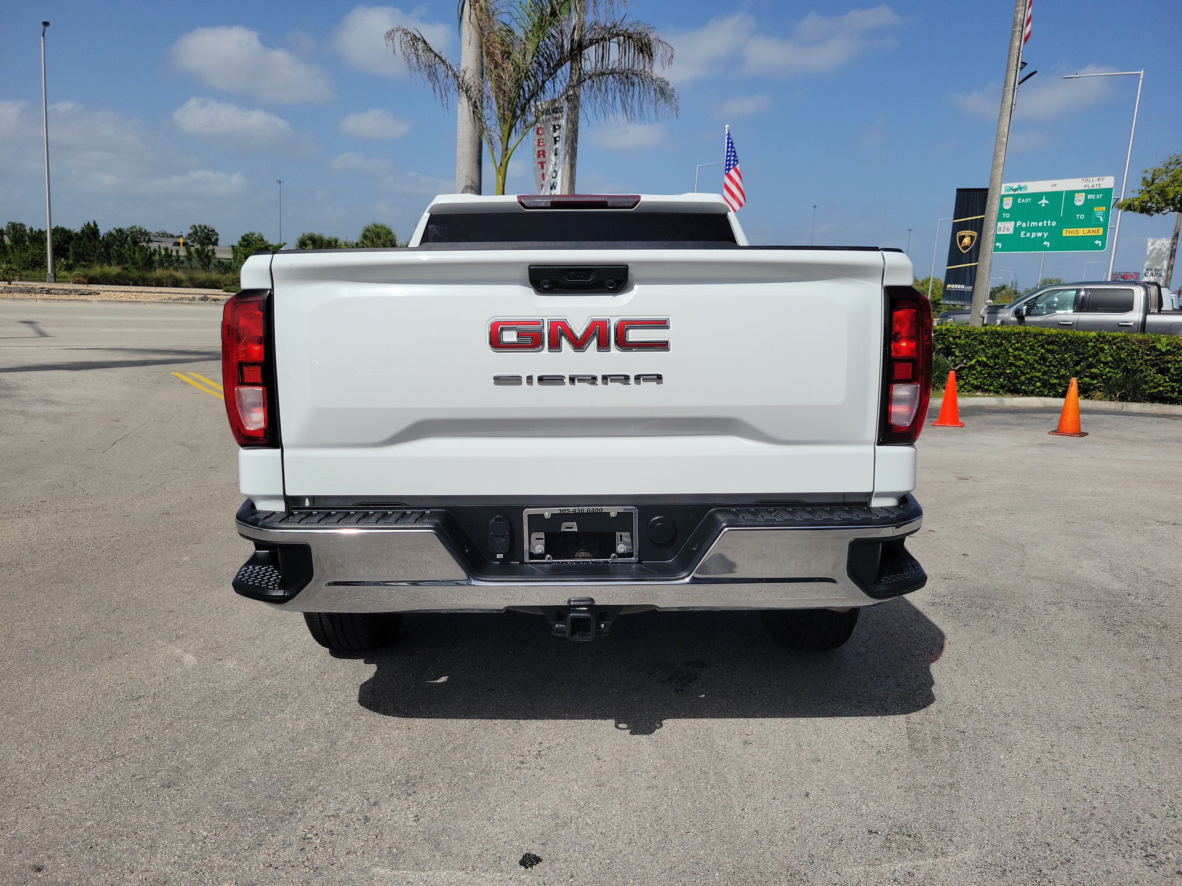 Used 2022 GMC Sierra 1500 Pro w/ Pro Value Package AWD/4WD image 6