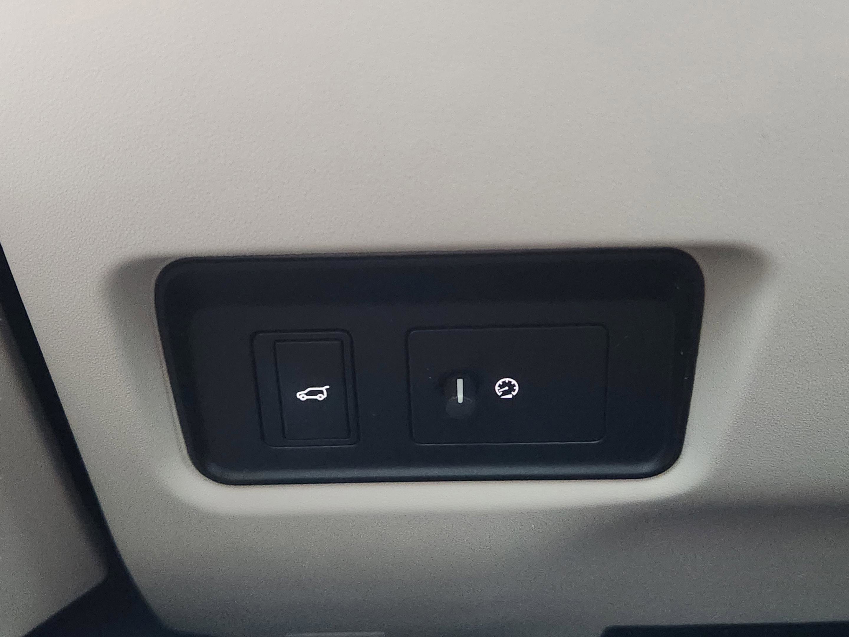 Certified 2021 Jaguar E-PACE SE AWD/4WD image 16