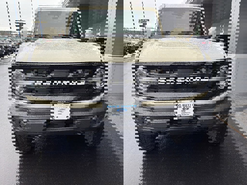 New 2026 Ford Bronco Outer Banks image 2