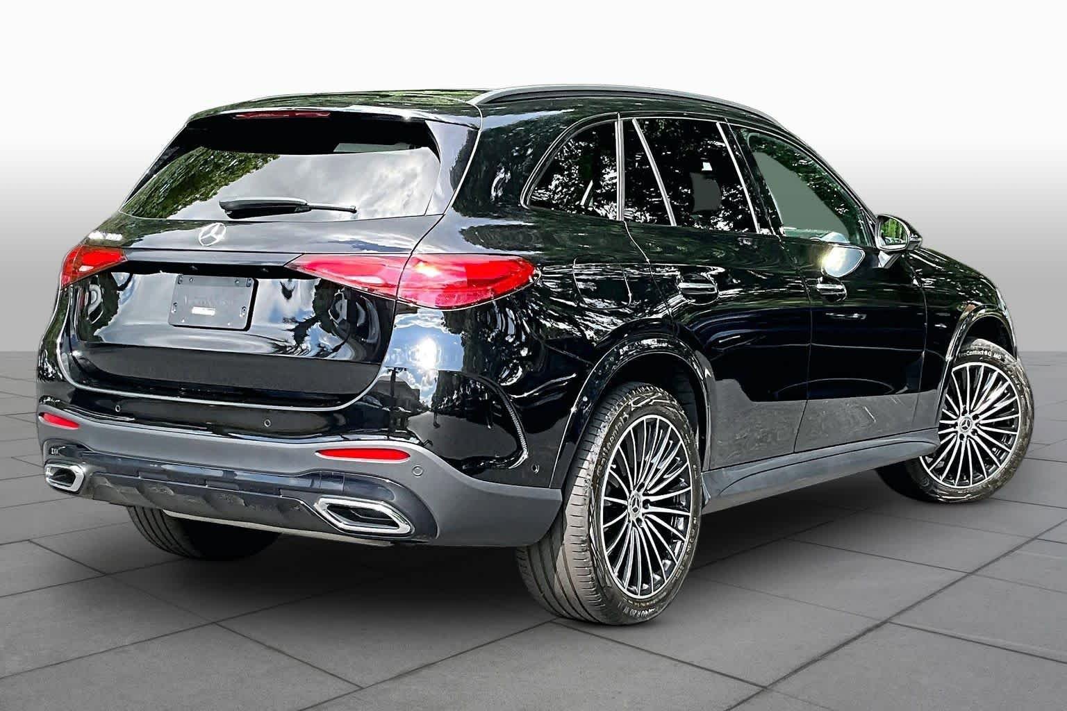 Used 2024 Mercedes-Benz GLC 300 image 13