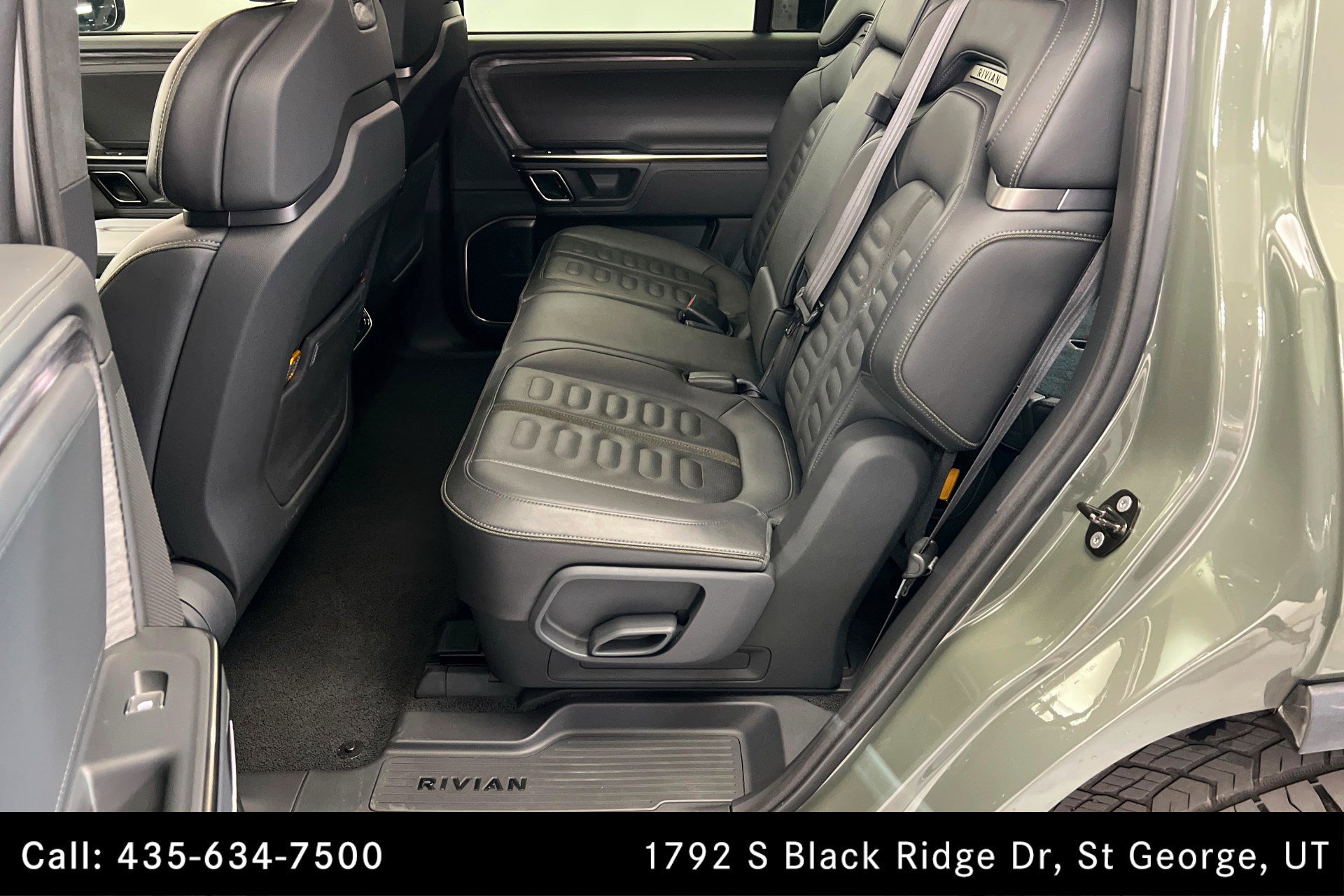 Used 2022 Rivian R1S Launch Edition image 21