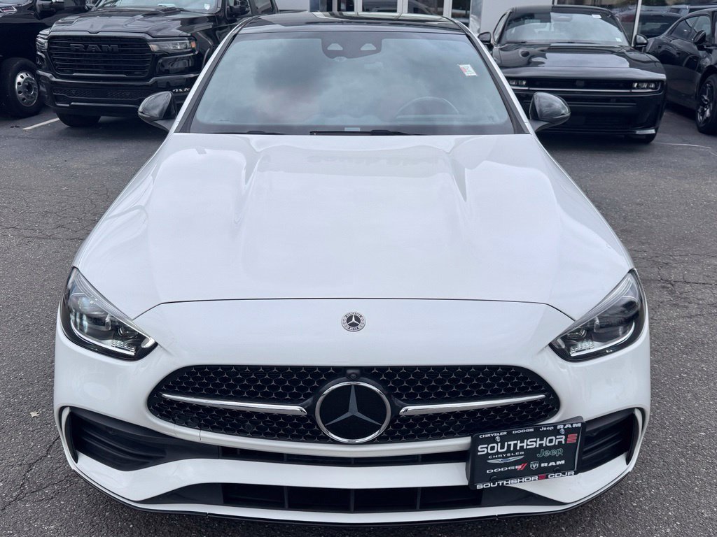Used 2024 Mercedes-Benz C 300 Sedan image 3