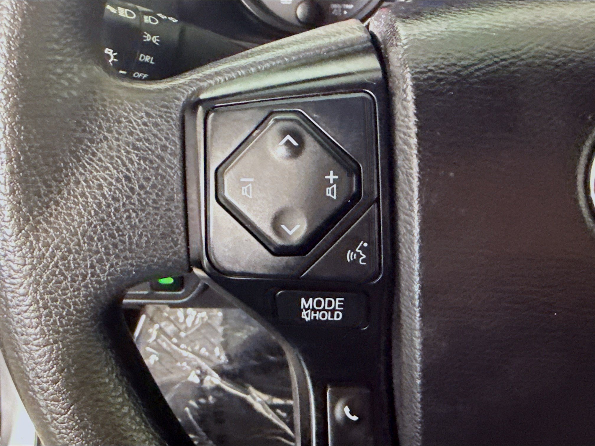 Used 2020 Toyota Tacoma SR w/ SR Convenience Package RWD image 14