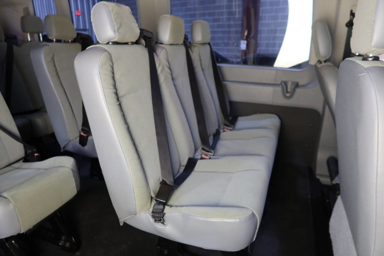 Used 2016 Ford Transit 350 XL image 15