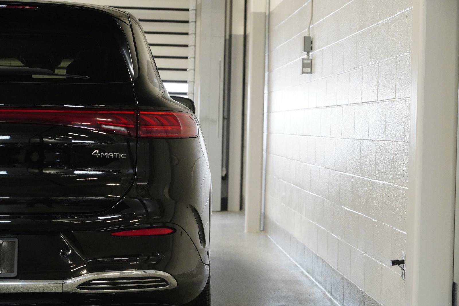 Certified 2023 Mercedes-Benz EQS 580 4MATIC SUV image 11