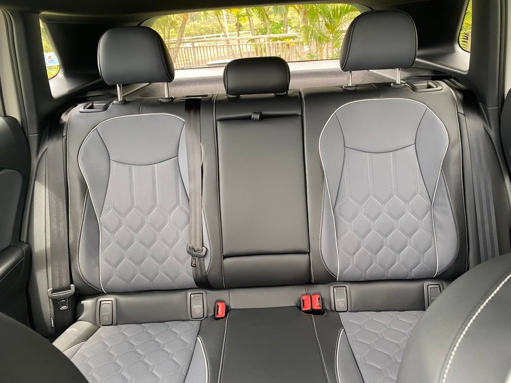 New 2026 Volkswagen Tiguan SEL R-Line AWD/4WD image 36