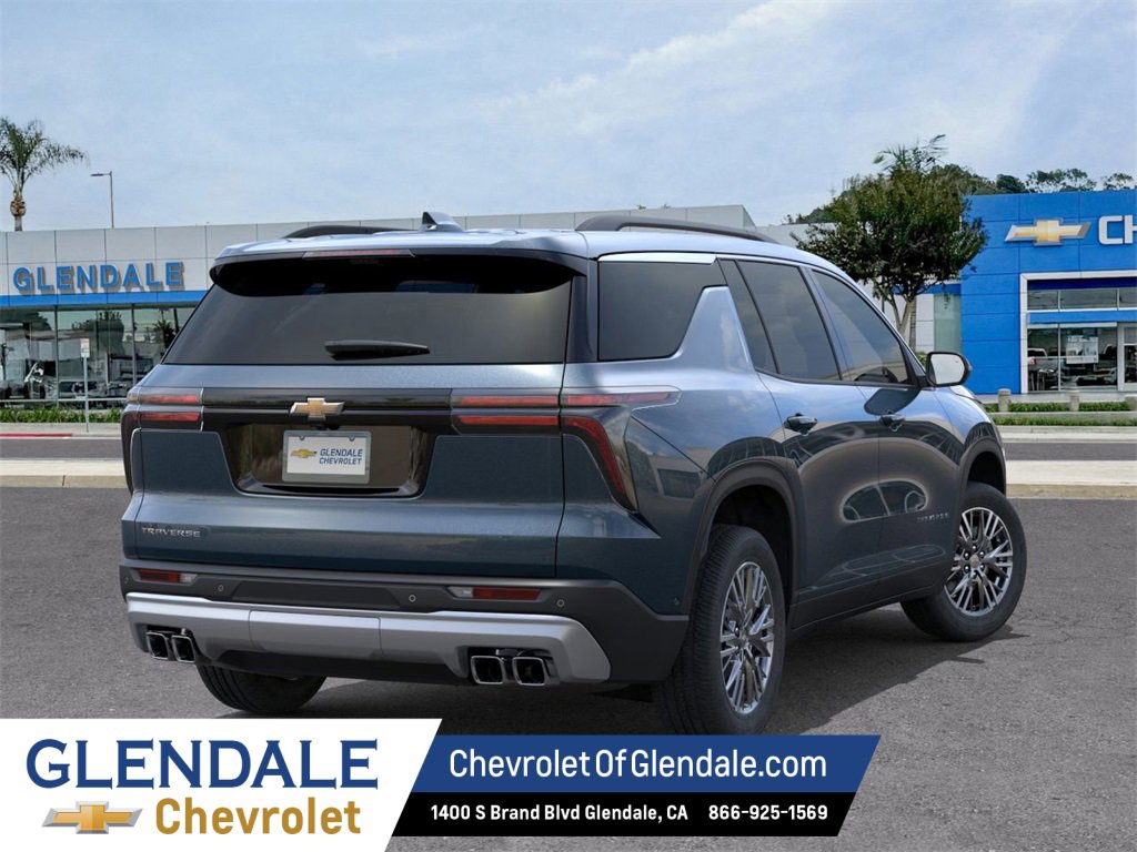 New 2026 Chevrolet Traverse LT w/ Driver Confidence Package image 4