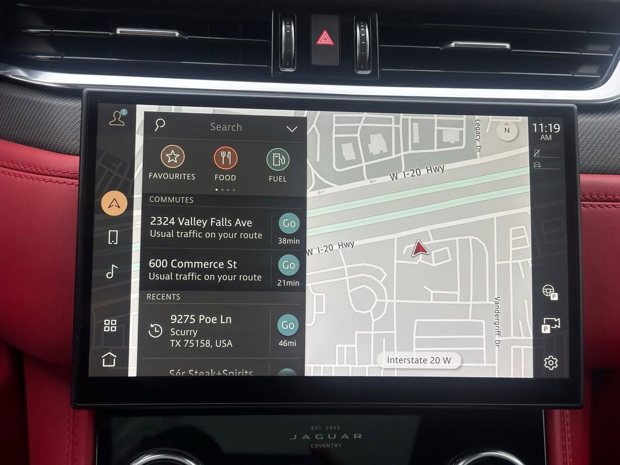 Used 2021 Jaguar F-PACE SVR image 30