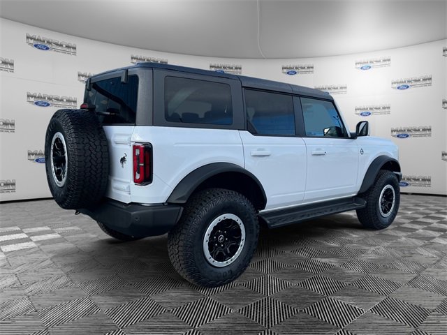 New 2025 Ford Bronco Outer Banks w/ Sasquatch Package image 5