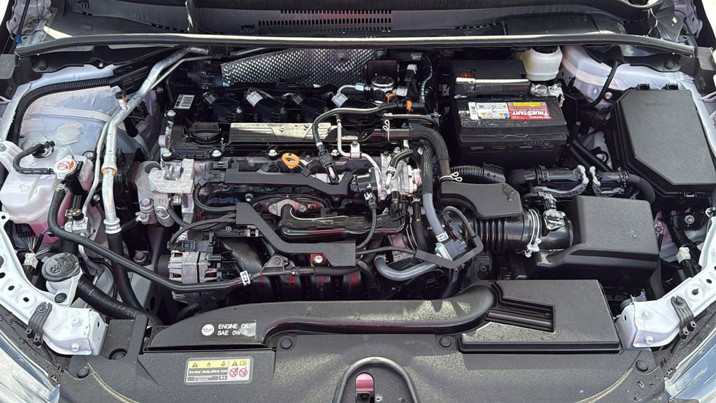 Used 2025 Toyota Corolla SE image 34