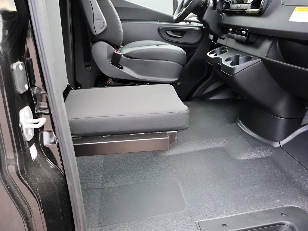New 2026 Mercedes-Benz Sprinter 144 Cargo image 15