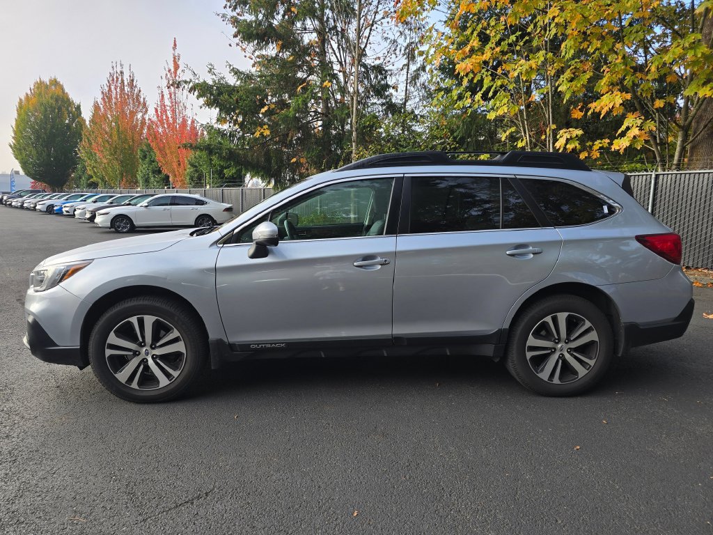 Used 2018 Subaru Outback 2.5i Limited AWD/4WD image 2