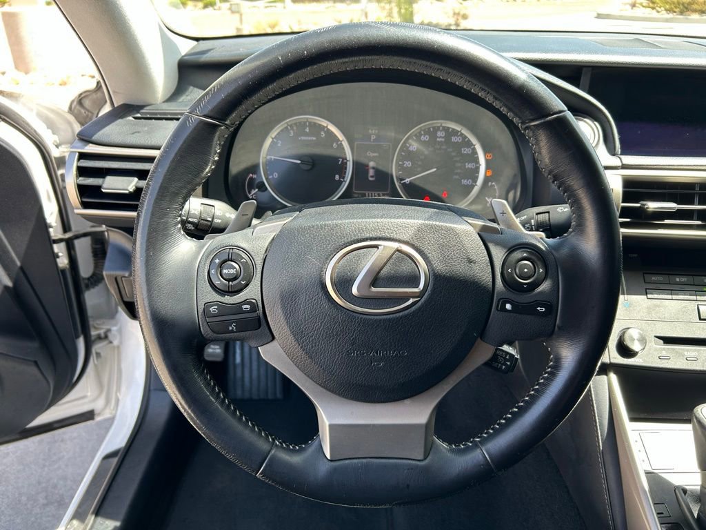 Used 2016 Lexus IS 300 AWD image 9