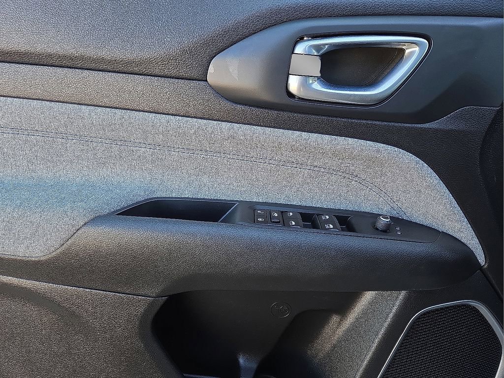 Used 2024 Jeep Compass Latitude image 22